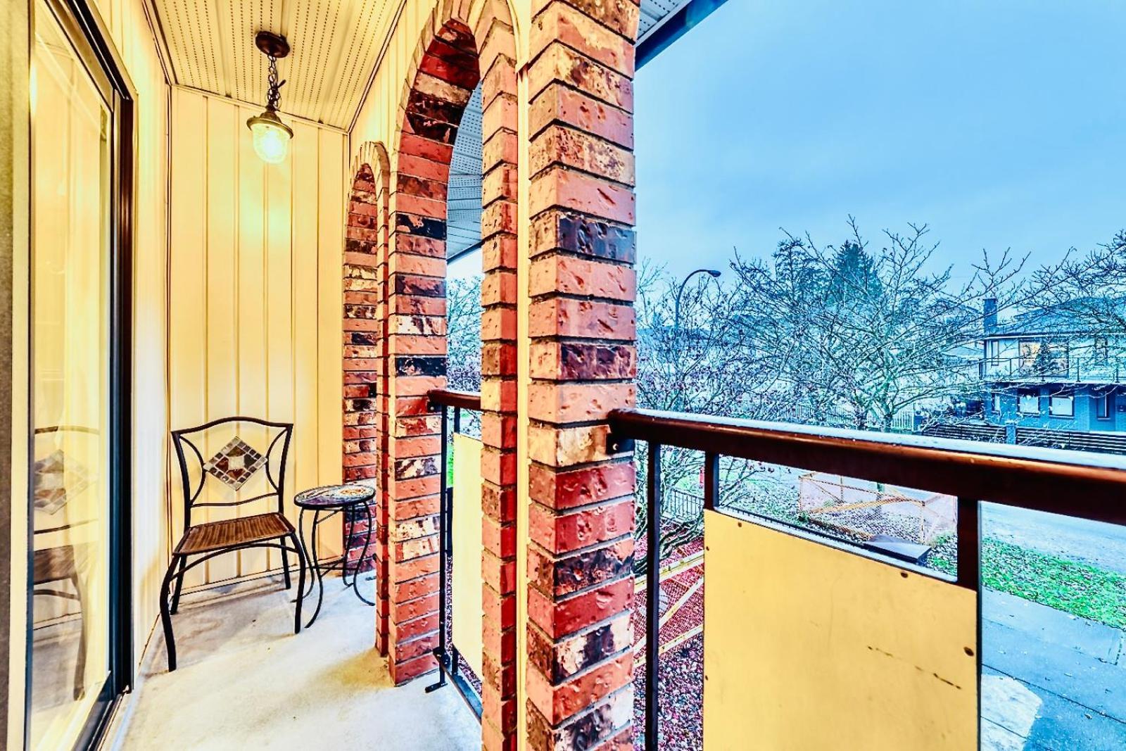 Neocolonial Nouveau Kensington Vacation Home Vancouver Bagian luar foto