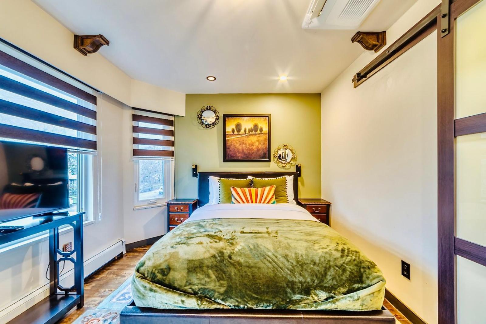 Neocolonial Nouveau Kensington Vacation Home Vancouver Bagian luar foto