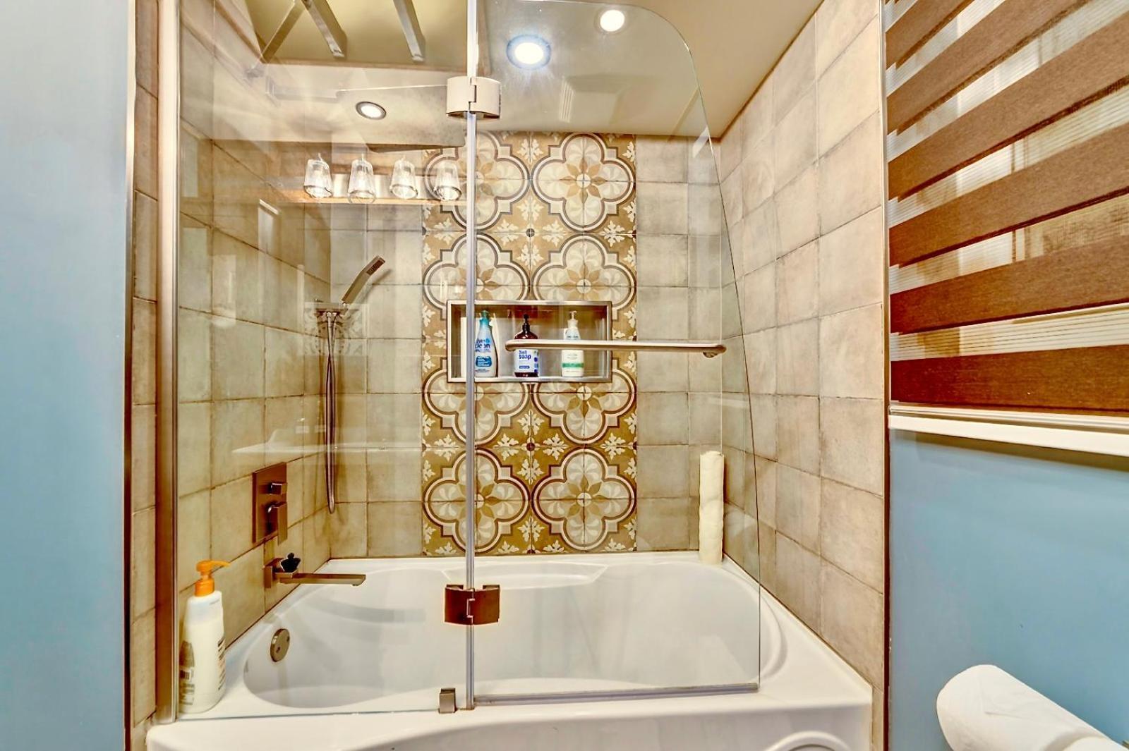 Neocolonial Nouveau Kensington Vacation Home Vancouver Bagian luar foto